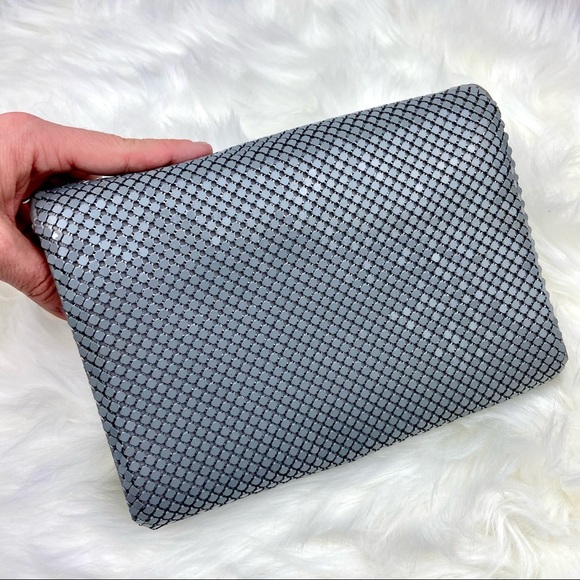 VINTAGE Grey Mesh Whiting and Davis Chain Link Purse Handbag to Crossbody - Picture 7 of 7